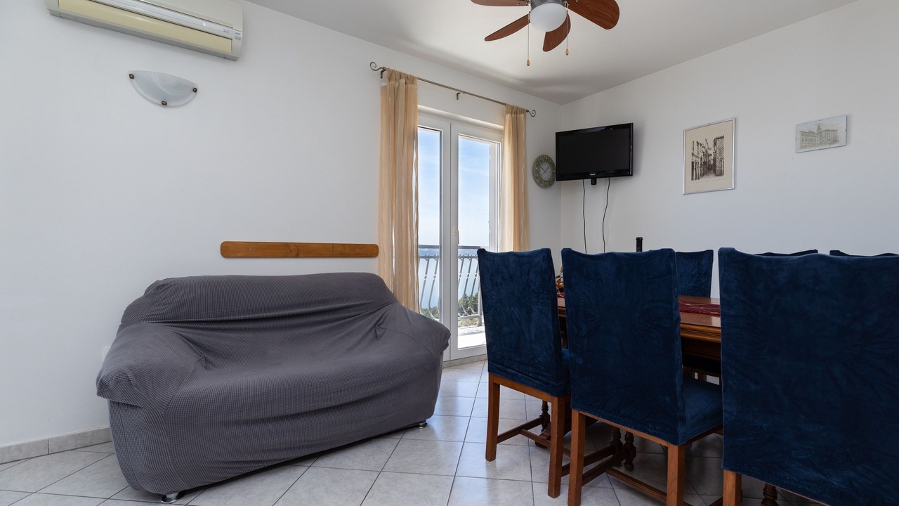 Photo of Livingroom in Mimice