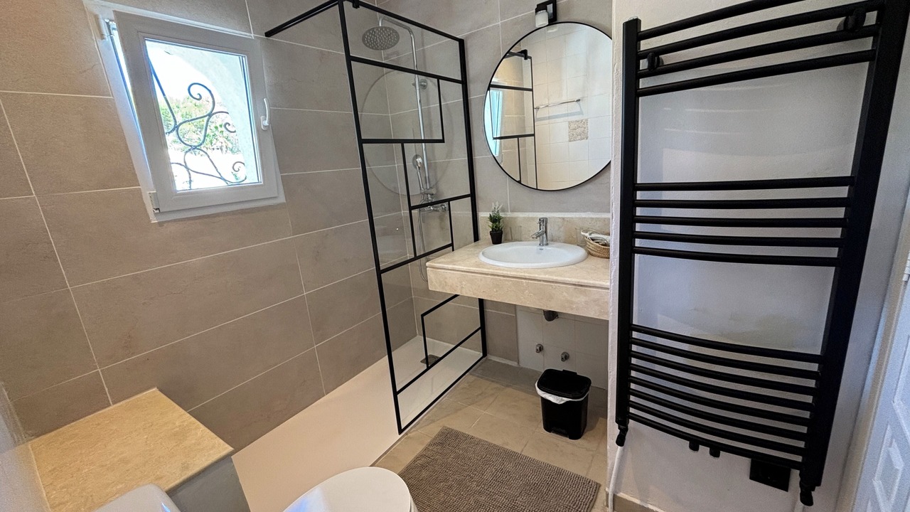Photo of Bathroom in Panorama