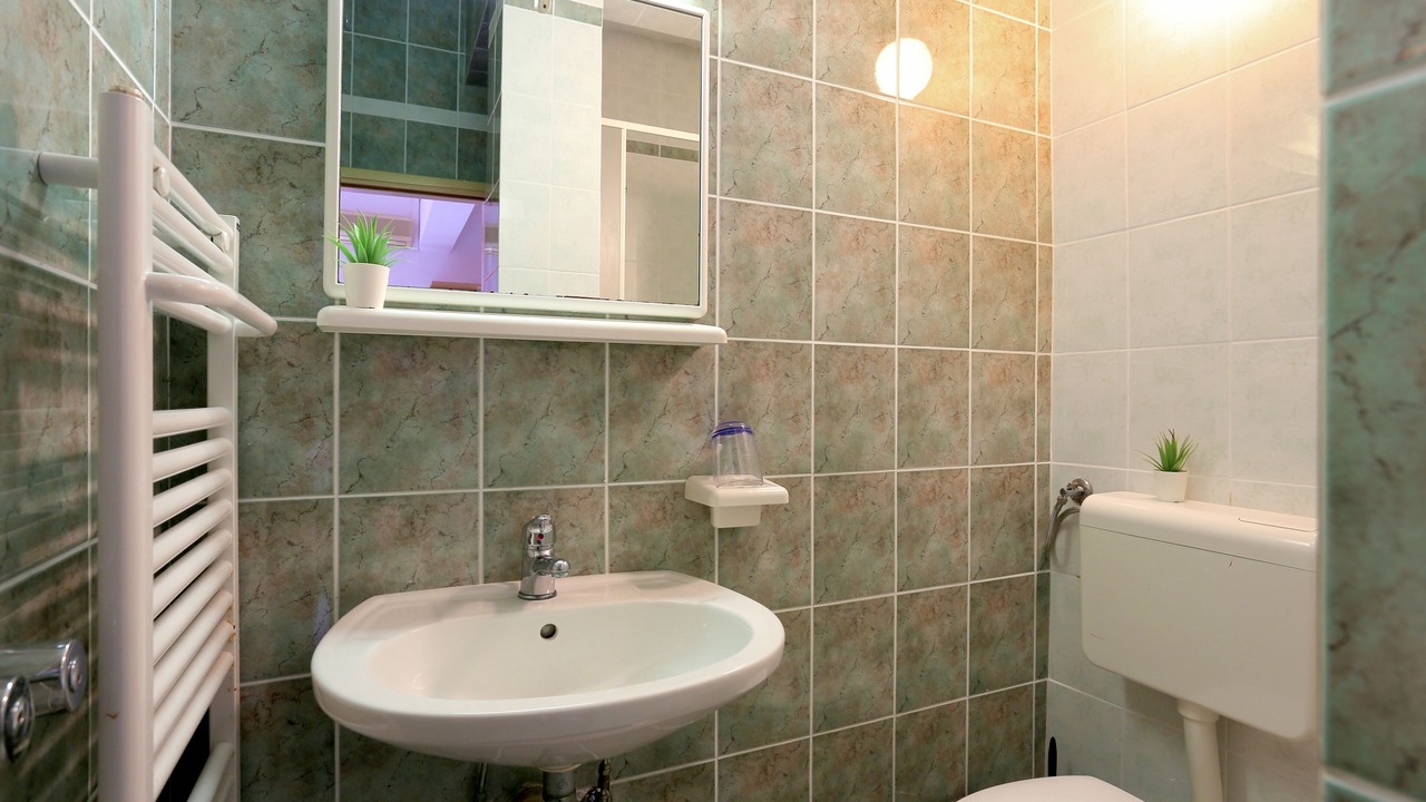 Photo of Bathroom in Marina