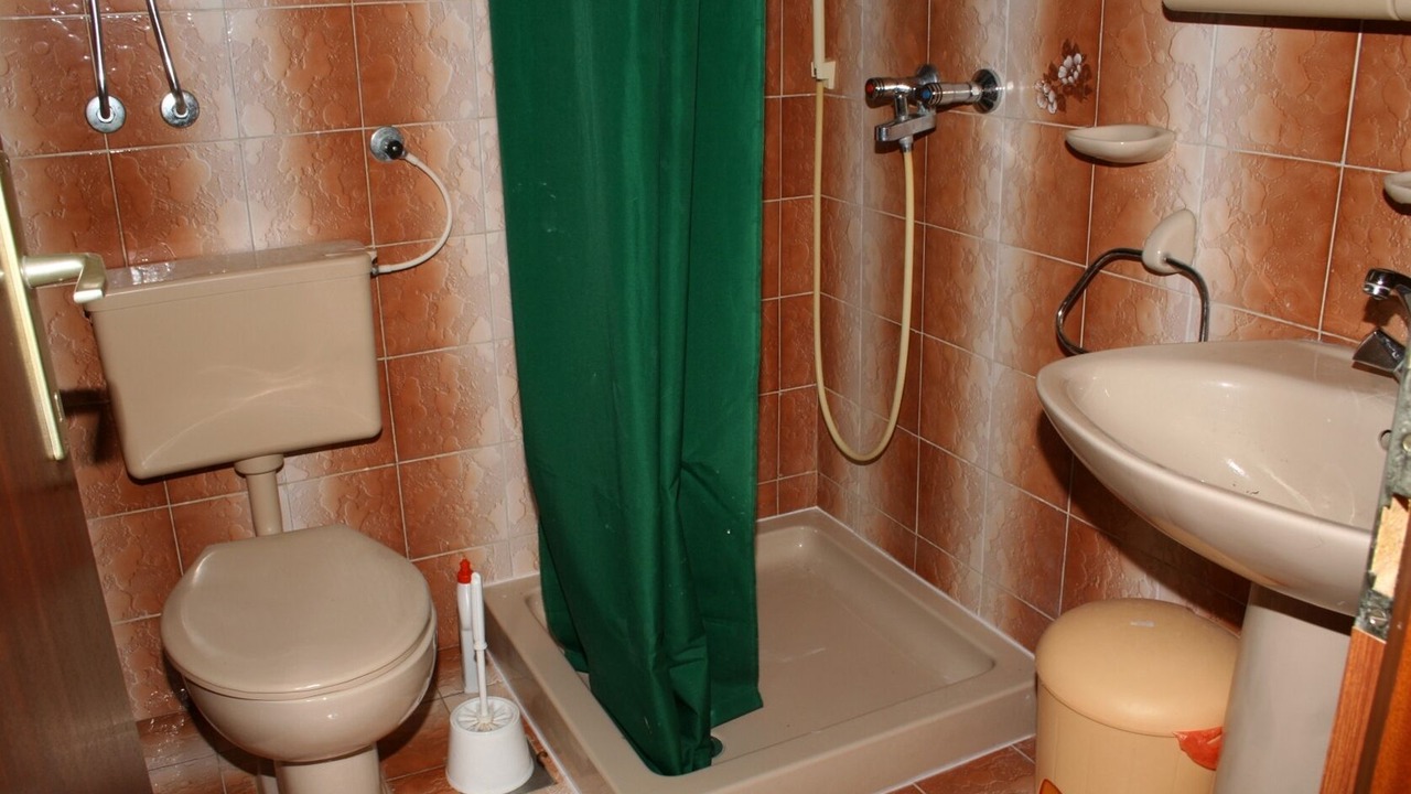 Photo of Bathroom in Sumartin