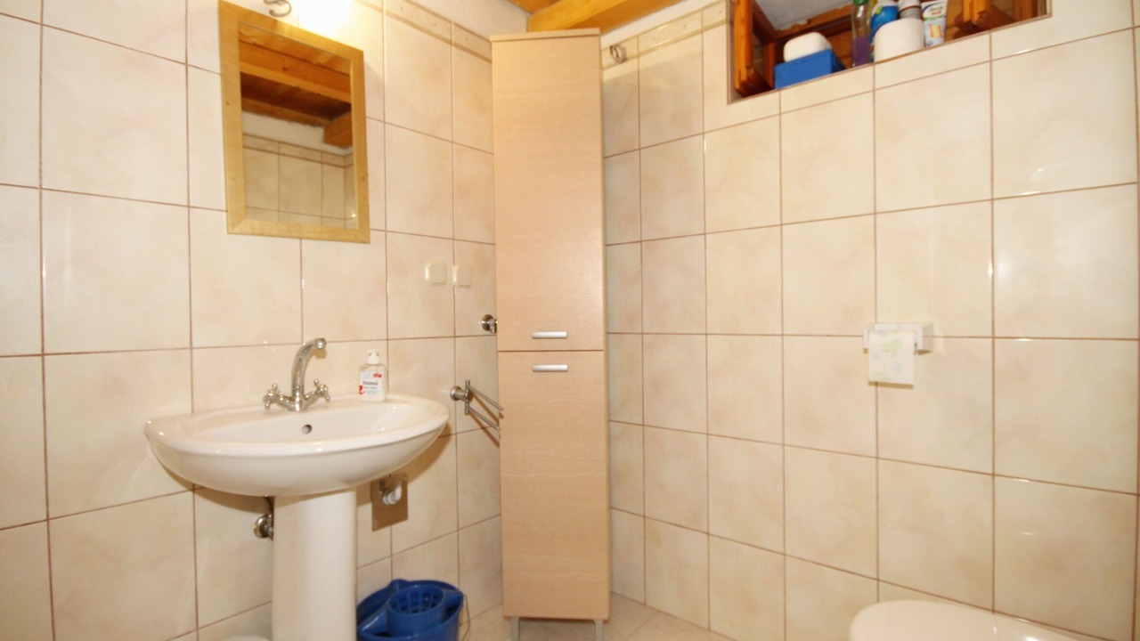 Photo of Bathroom in Jelsa