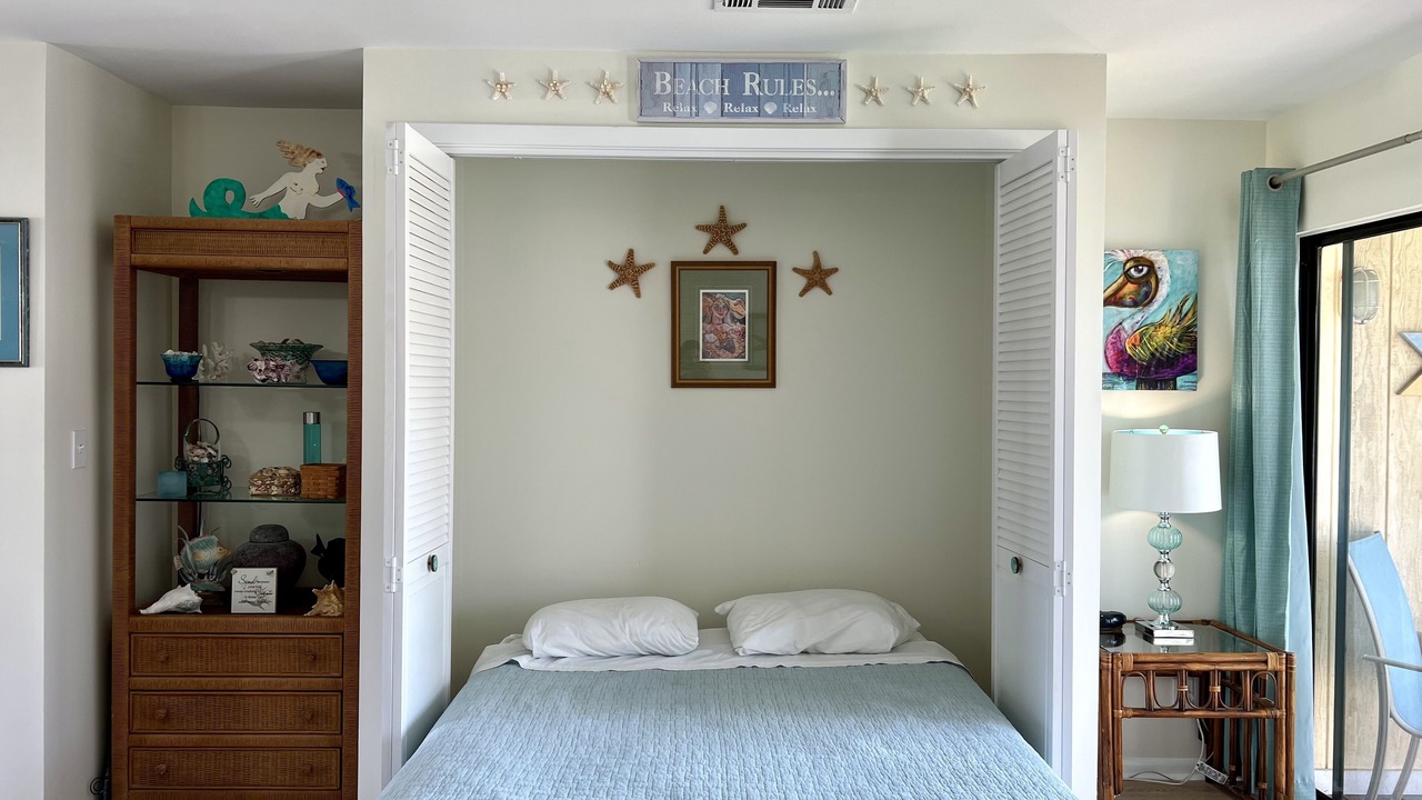 Photo of Bedroom in Holiday Isle