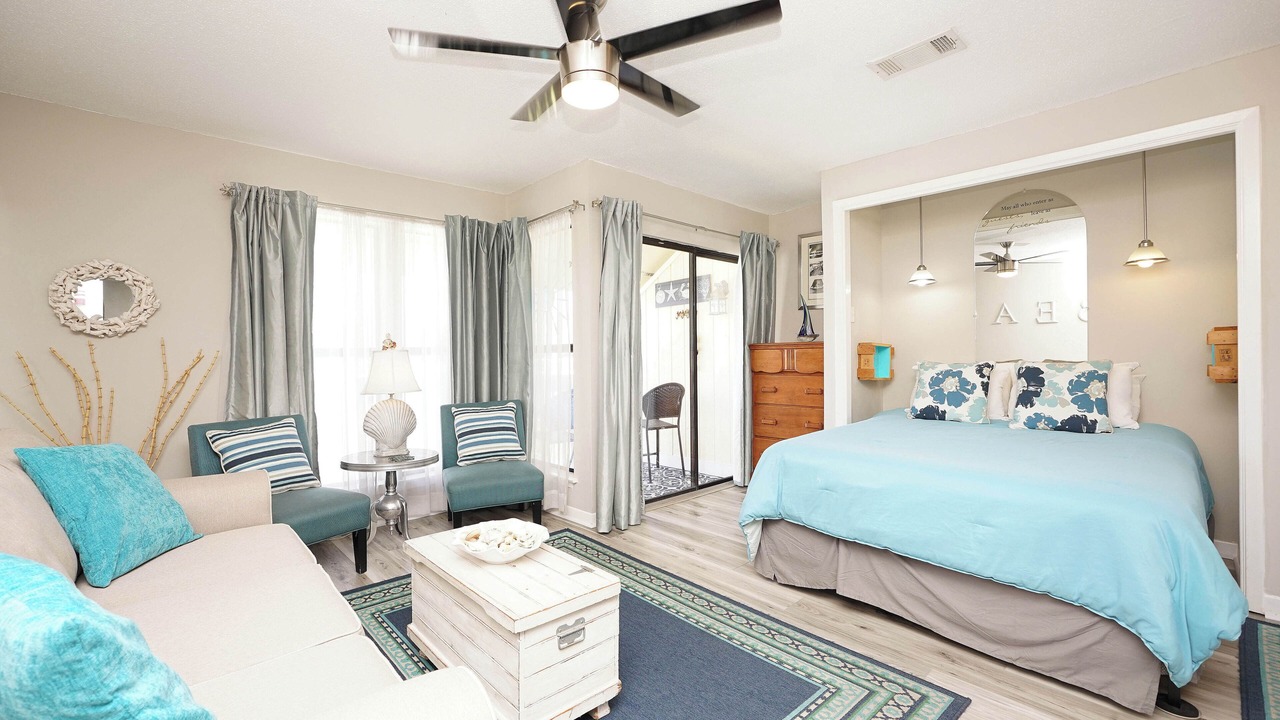 Photo of Bedroom in Holiday Isle