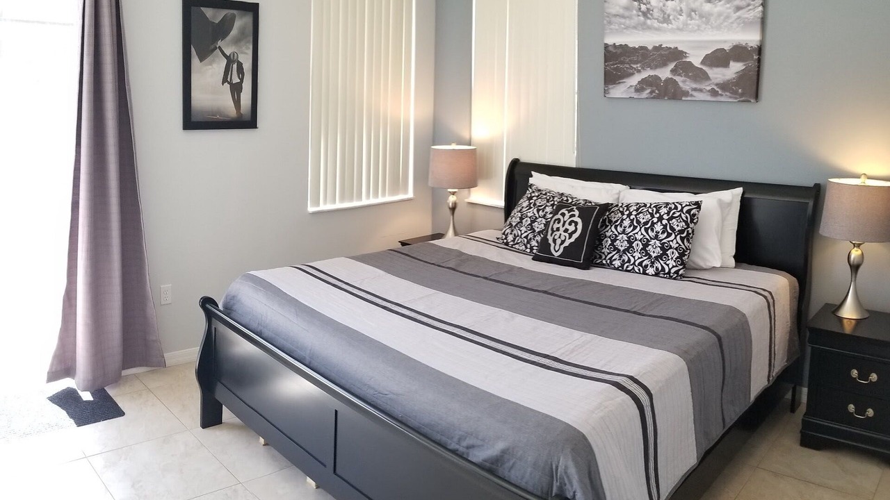 Photo of Bedroom in Windwood Bay