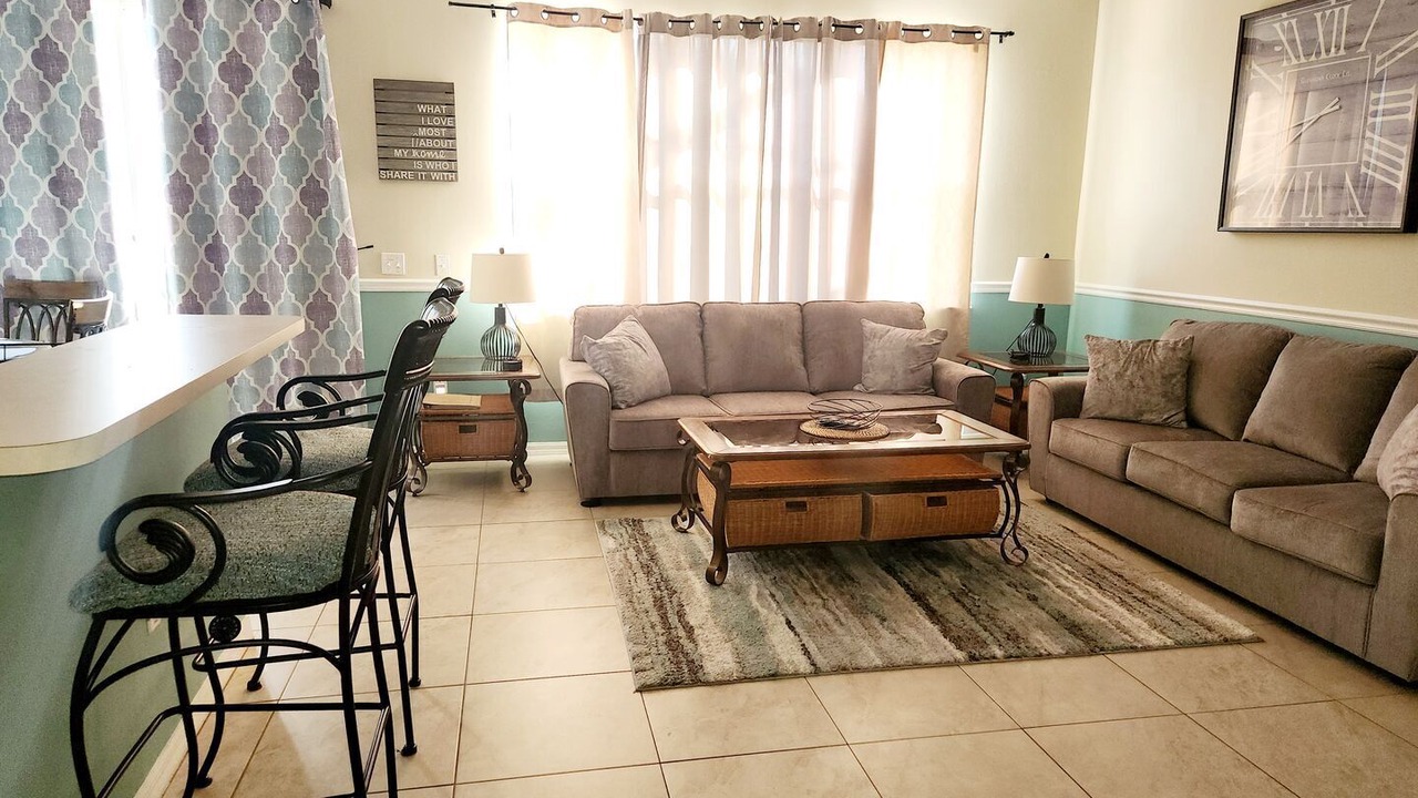 Photo of Livingroom in Windwood Bay