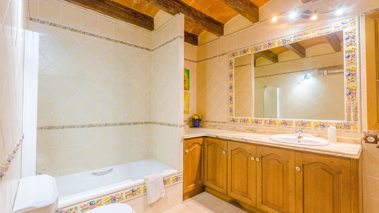 Photo of Bathroom in Campos