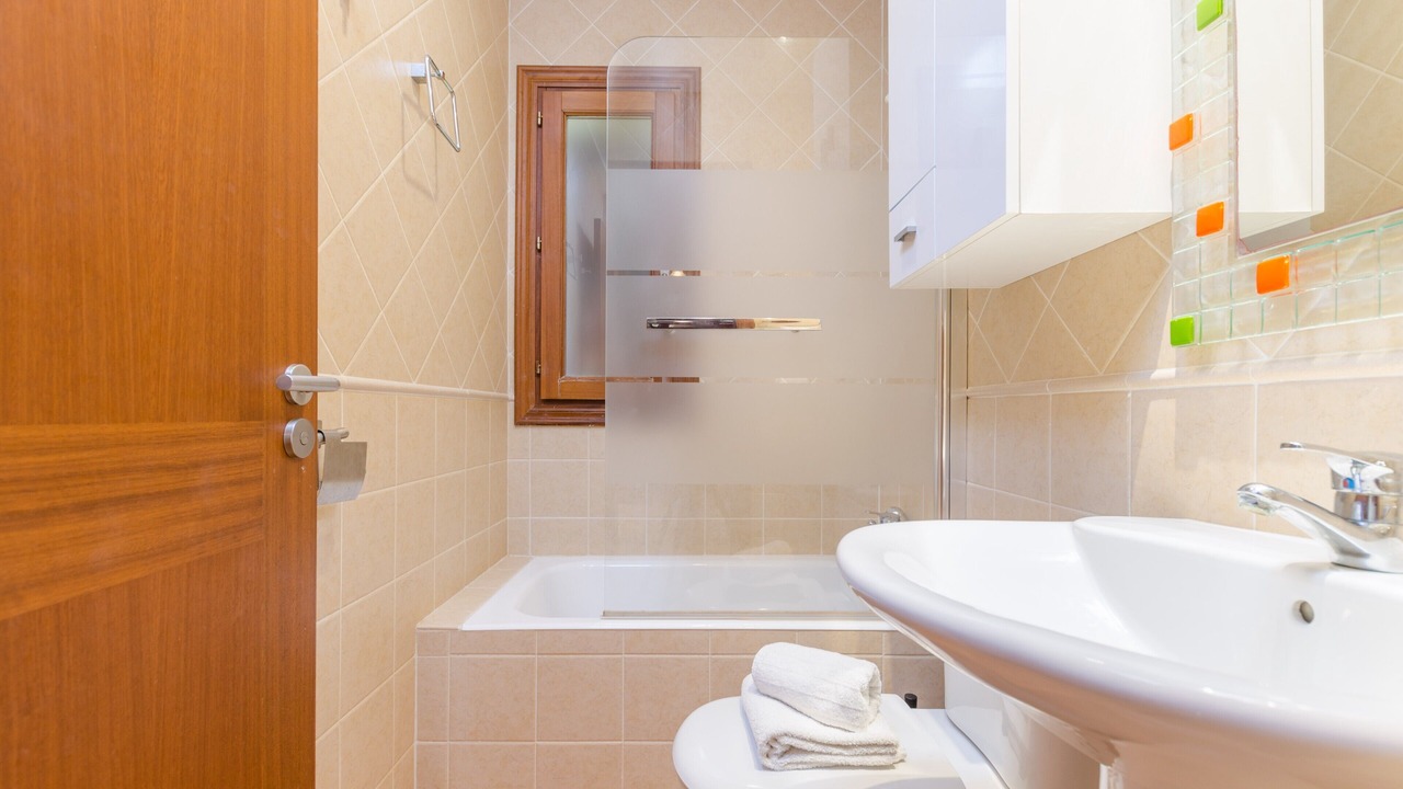 Photo of Bathroom in Inca