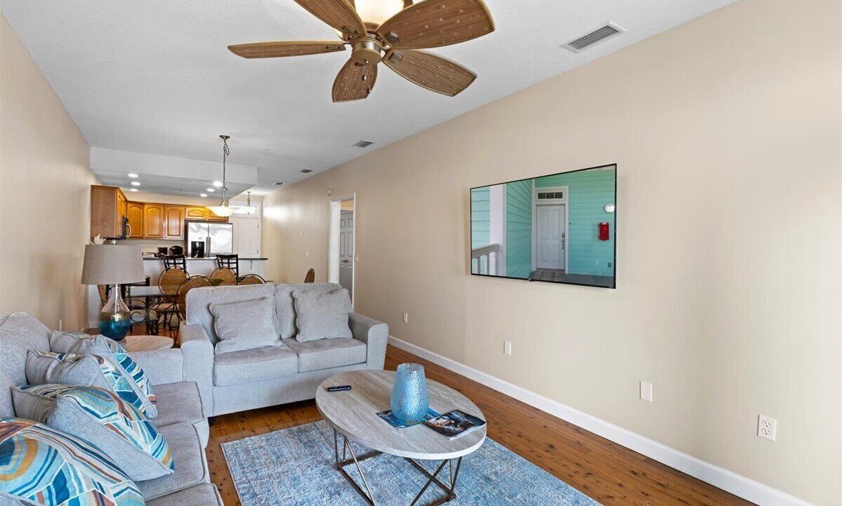Photo of Livingroom in Steinhatchee