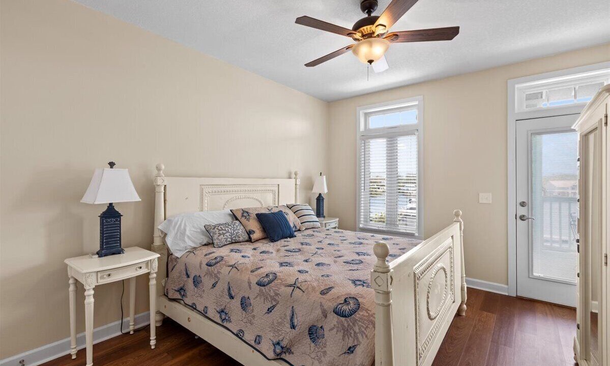 Photo of Bedroom in Steinhatchee