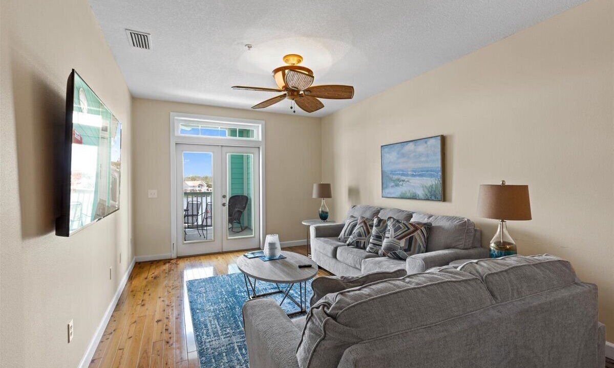 Photo of Livingroom in Steinhatchee
