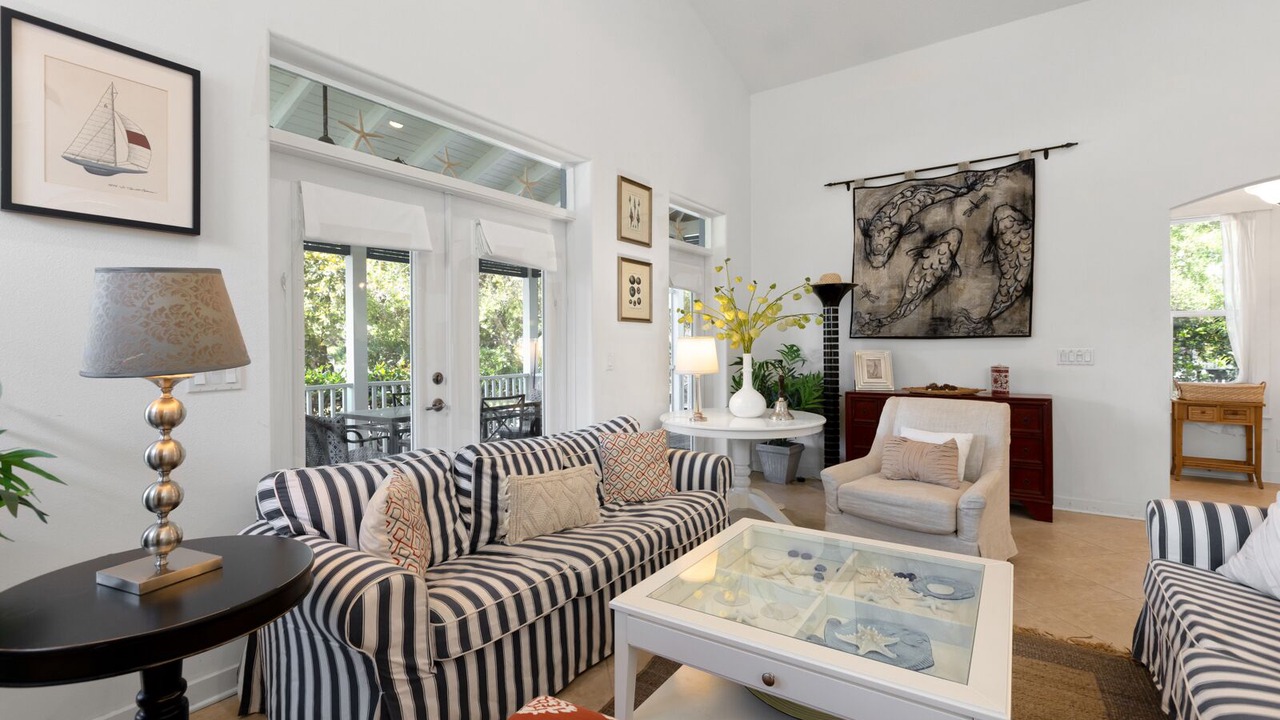 Photo of Livingroom in Sugarwood Beach