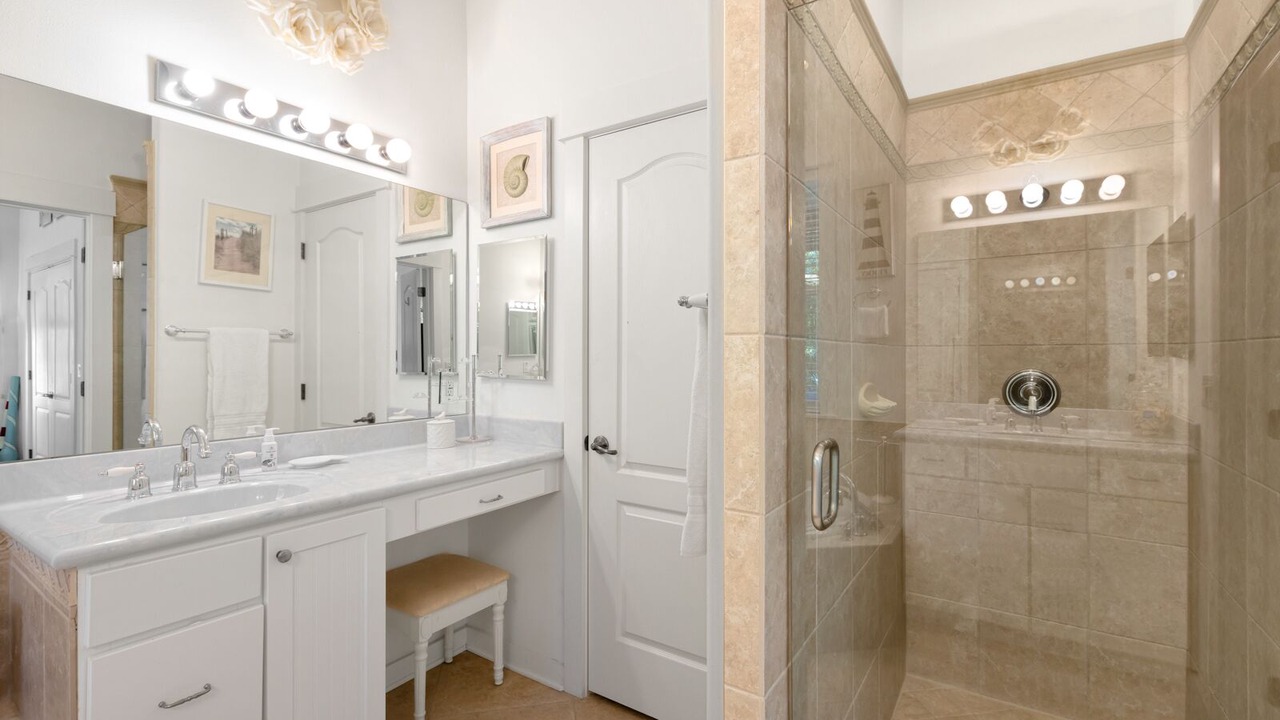 Photo of Bathroom in Sugarwood Beach