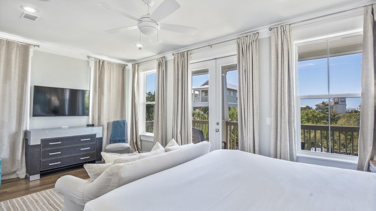 Photo of Bedroom in Santa Rosa Beach