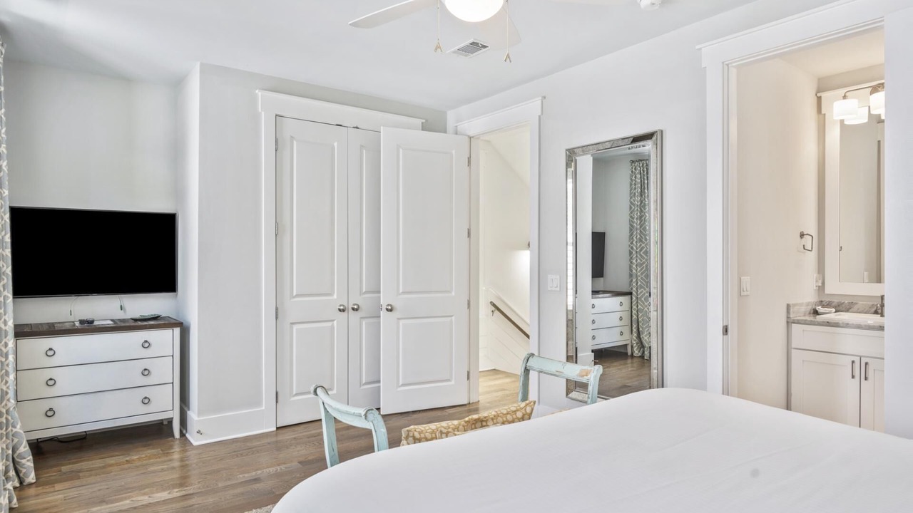 Photo of Bedroom in Santa Rosa Beach