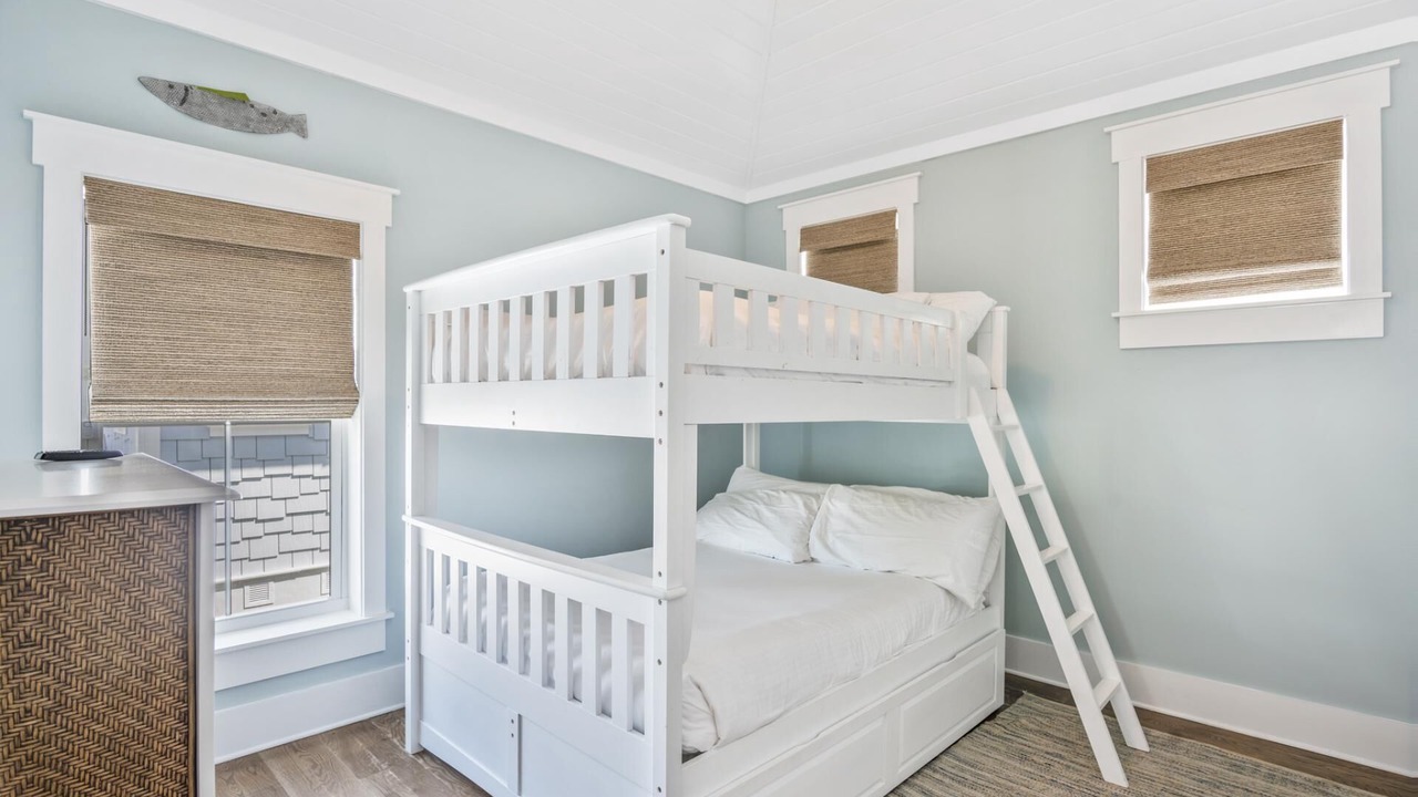 Photo of Bedroom in Santa Rosa Beach
