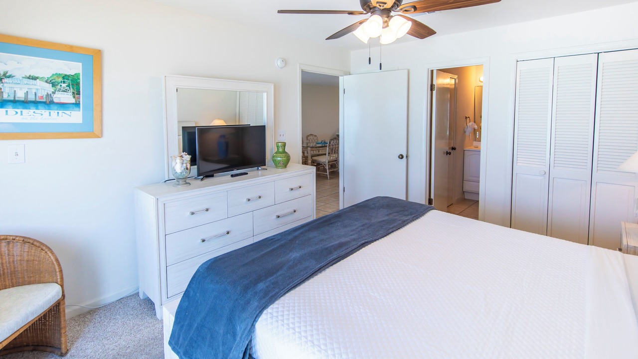 Photo of Bedroom in Dune Allen Beach