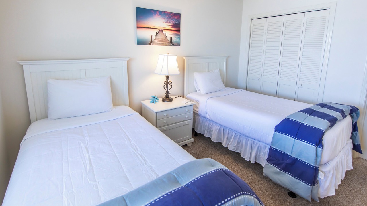 Photo of Bedroom in Dune Allen Beach
