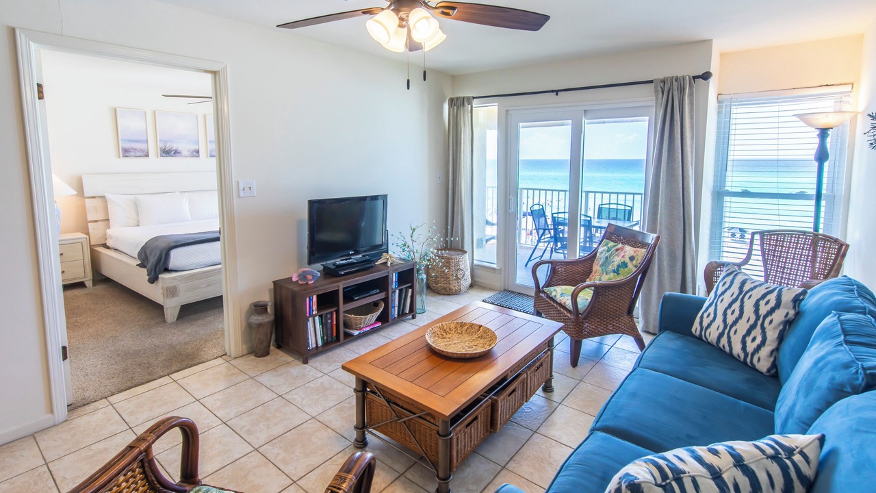 Photo of Livingroom in Dune Allen Beach