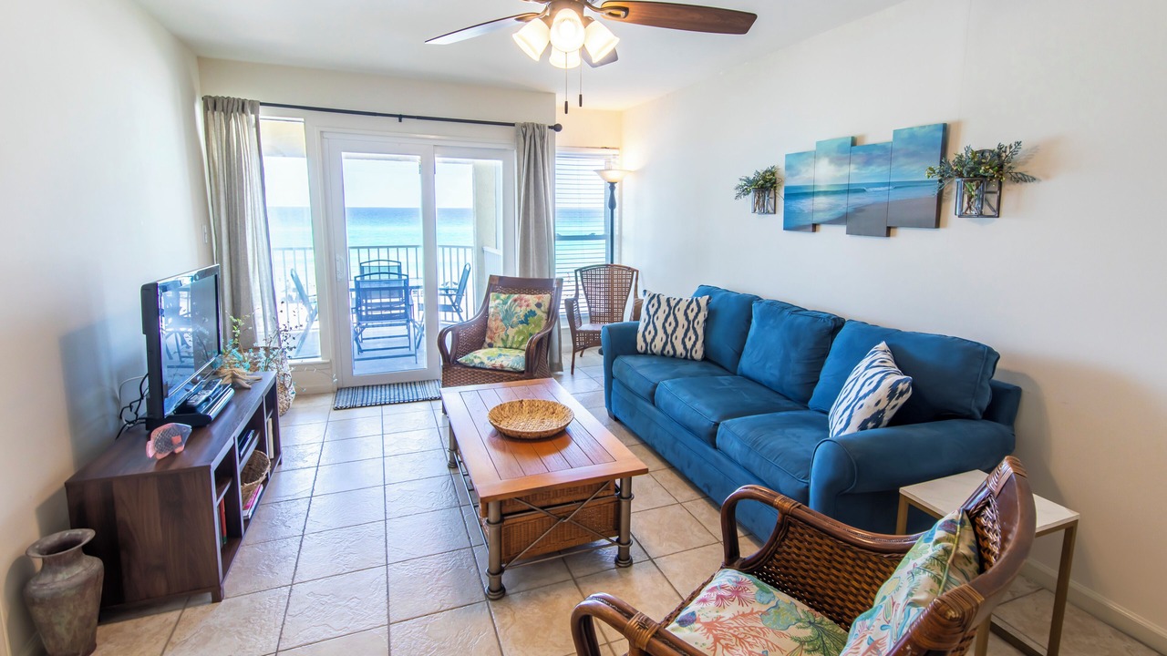 Photo of Livingroom in Dune Allen Beach