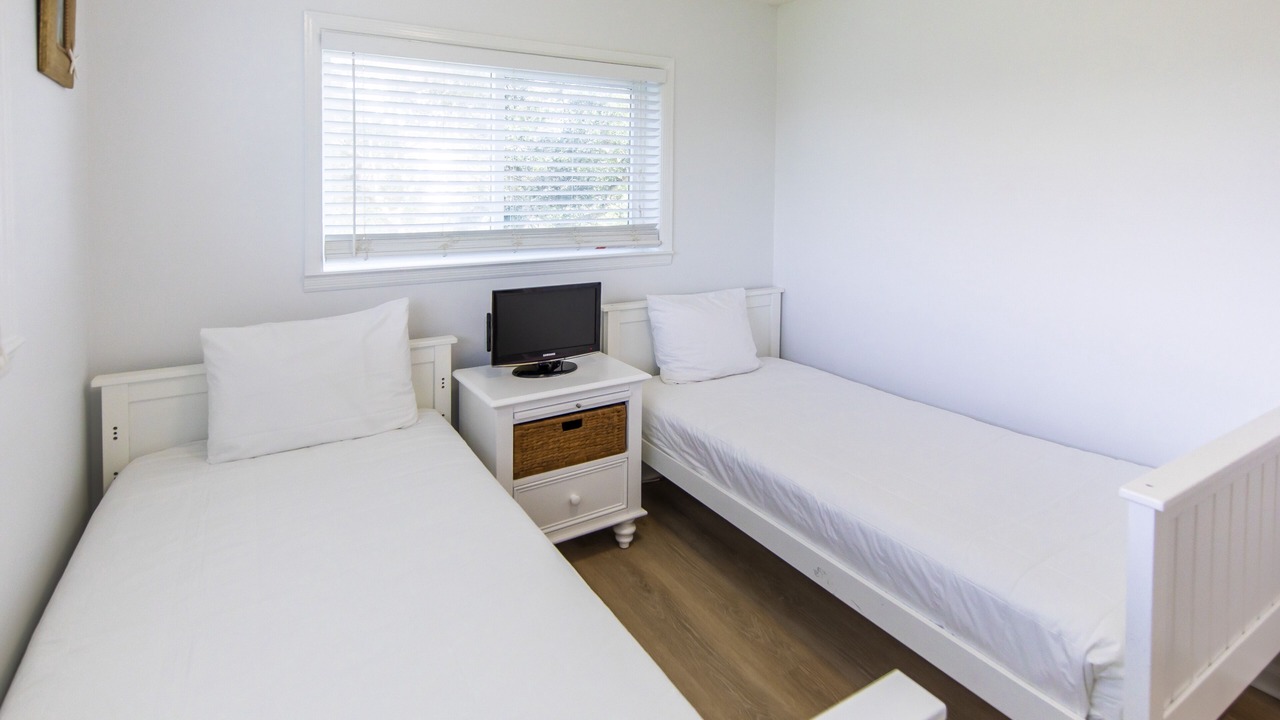 Photo of Bedroom in Dune Allen Beach