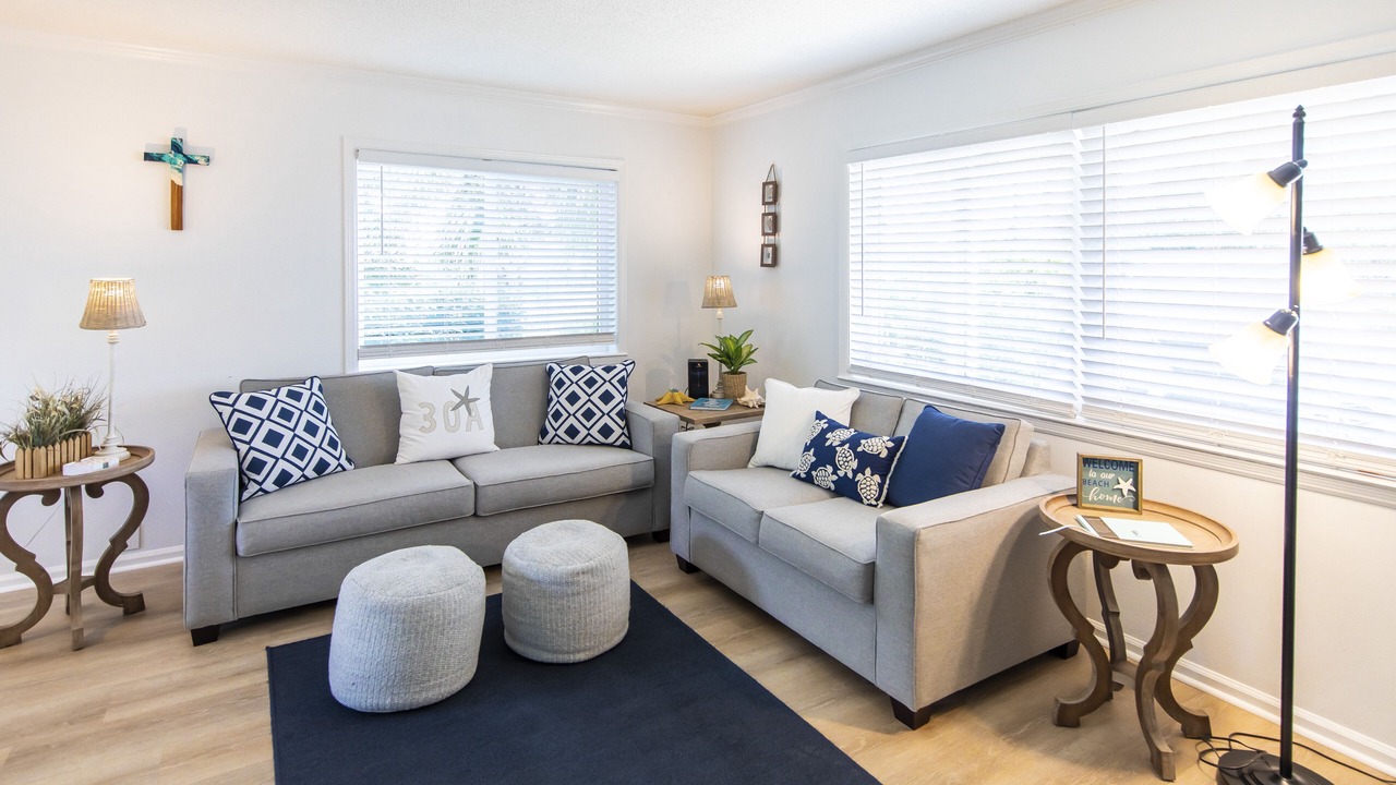 Photo of Livingroom in Dune Allen Beach