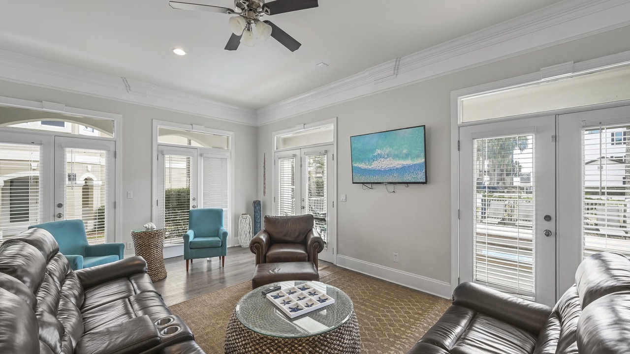 Photo of Livingroom in Destiny Grand Palms
