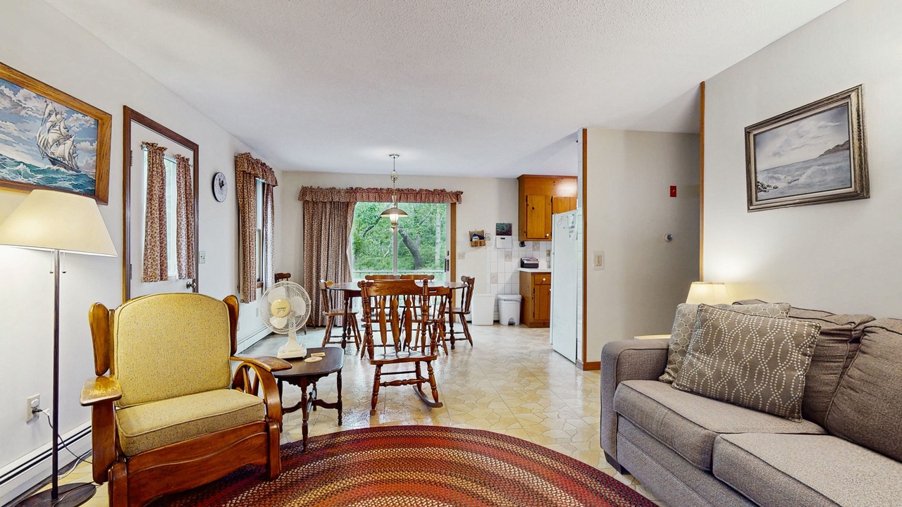 Photo of Livingroom in Dennis