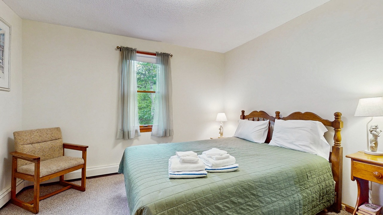 Photo of Bedroom in Dennis