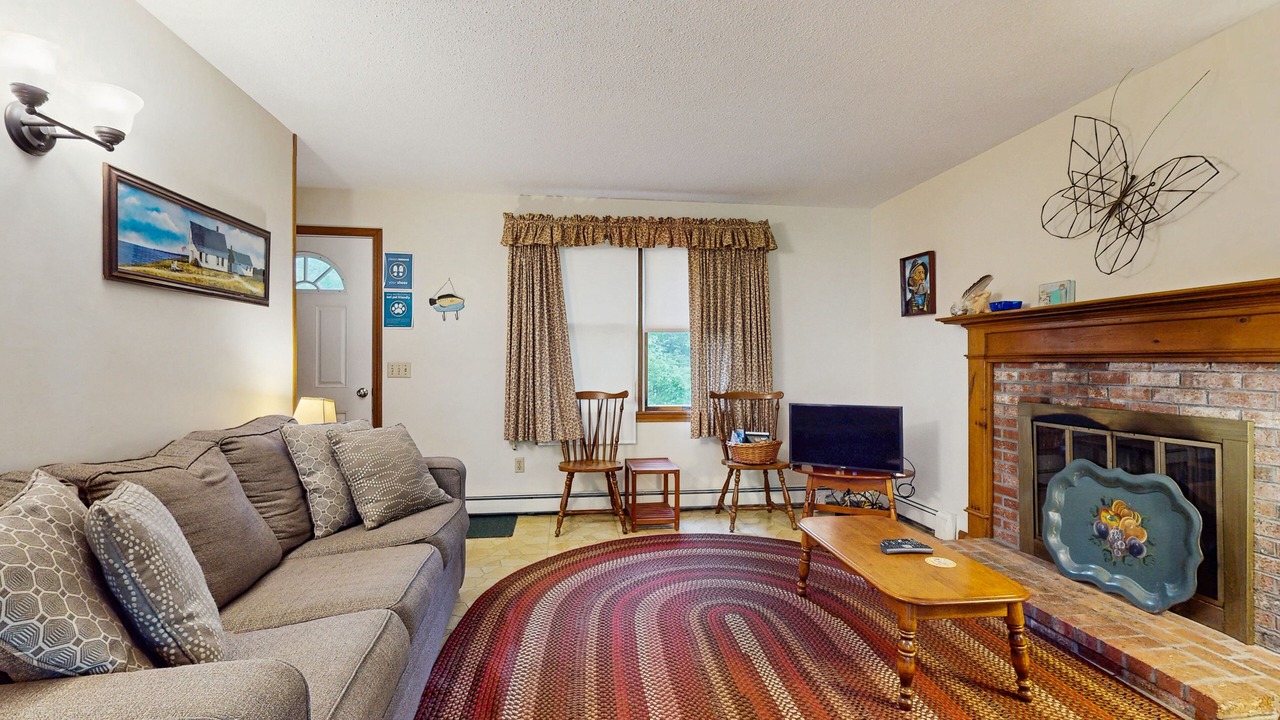 Photo of Livingroom in Dennis