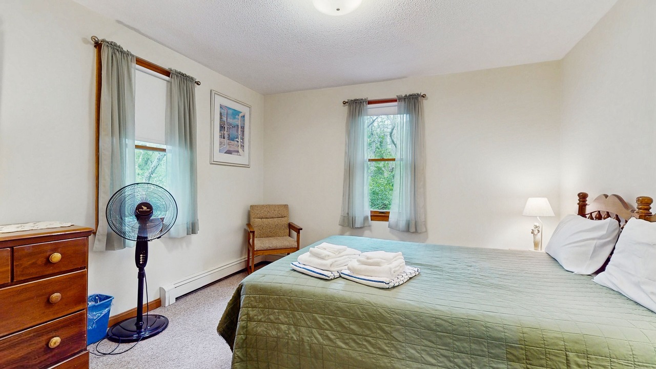 Photo of Bedroom in Dennis