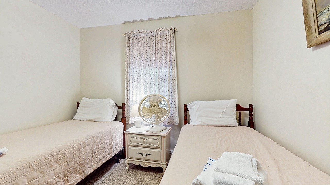 Photo of Bedroom in Dennis