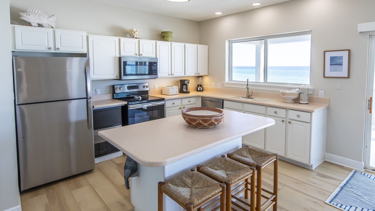 Photo of Kitchen in Dune Allen Beach