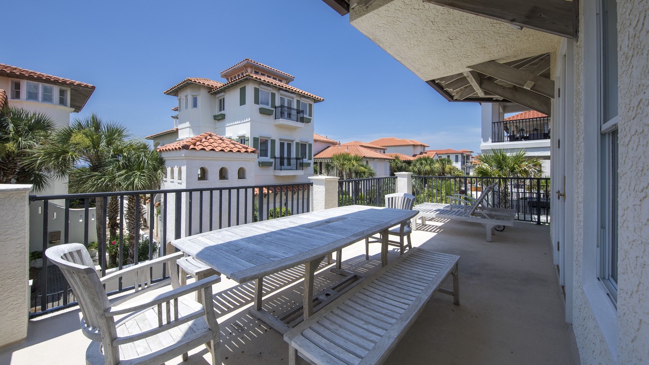 Photo of Patio Balcony in Dune Allen Beach
