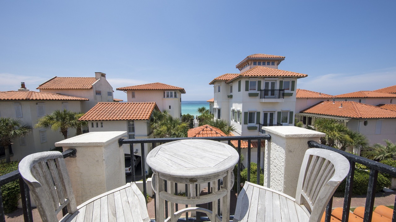 Photo of Patio Balcony in Dune Allen Beach