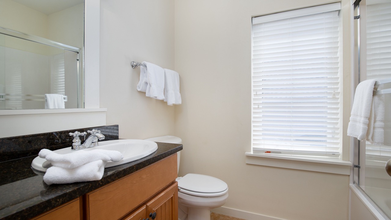 Photo of Bathroom in Laurel Grove