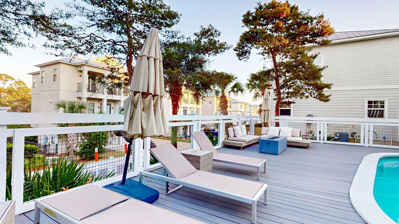 Photo of Patio Balcony in Dune Allen Beach