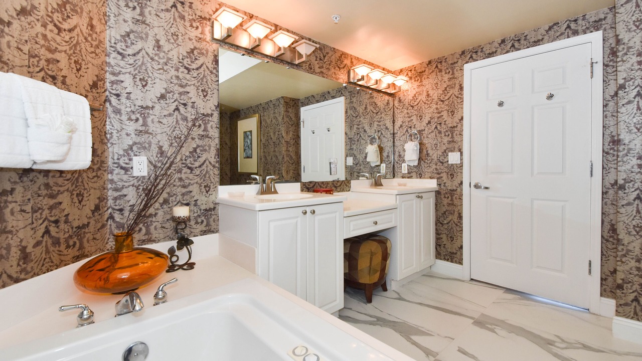 Photo of Bathroom in Fort Walton Beach - Destin