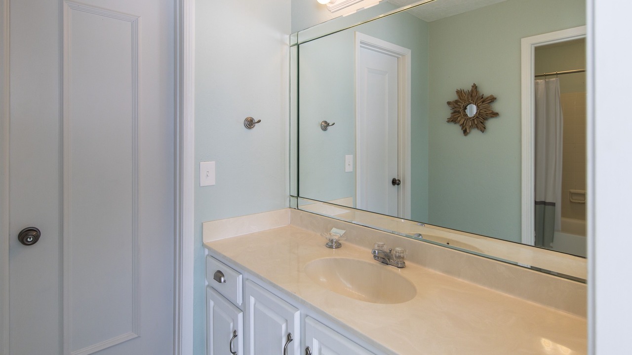 Photo of Bathroom in Dune Allen Beach