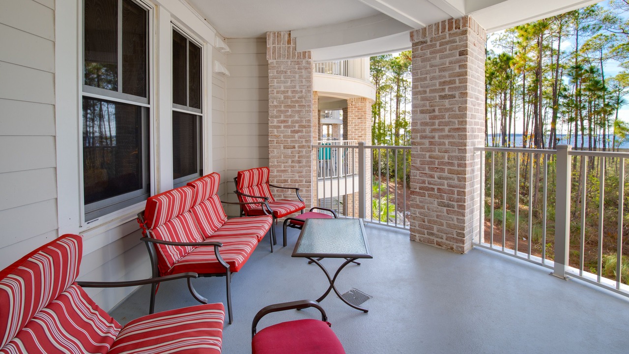 Photo of Patio Balcony in Baytowne Wharf