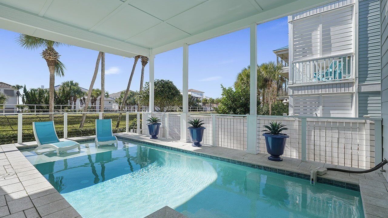Photo of Patio Balcony in Crystal Shores