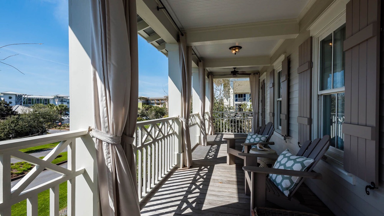Photo of Patio Balcony in Beach District