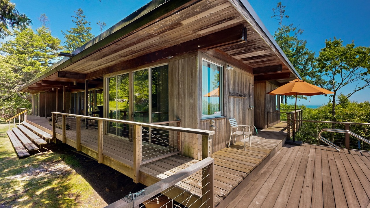 Photo of Patio Balcony in Chilmark