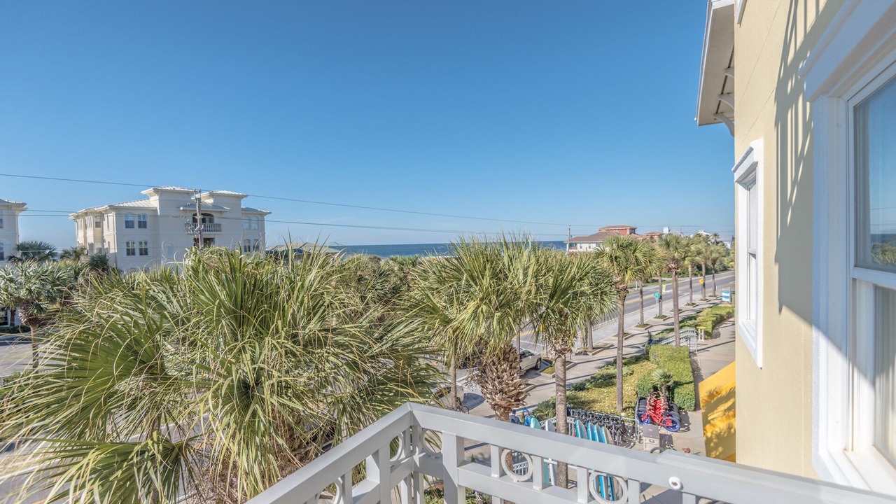 Photo of Patio Balcony in Gulf Place