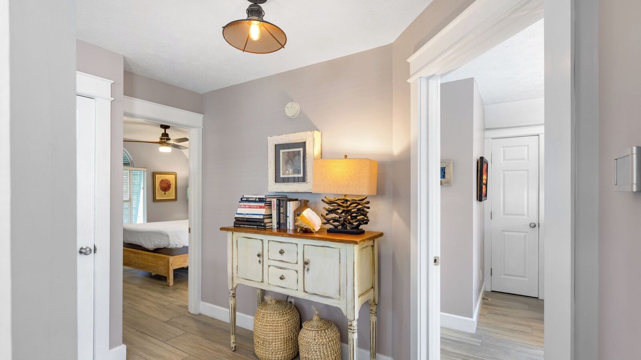 Photo of Bedroom in White's Gulfview