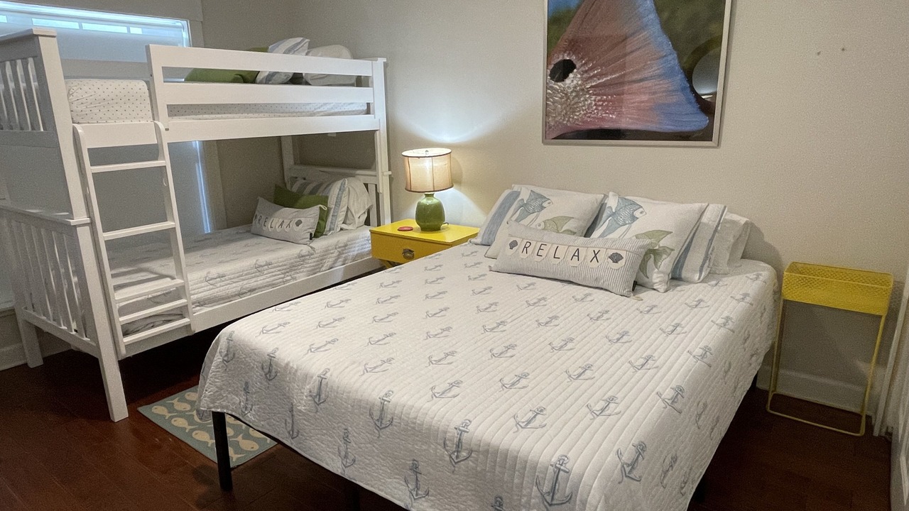 Photo of Bedroom in Steinhatchee