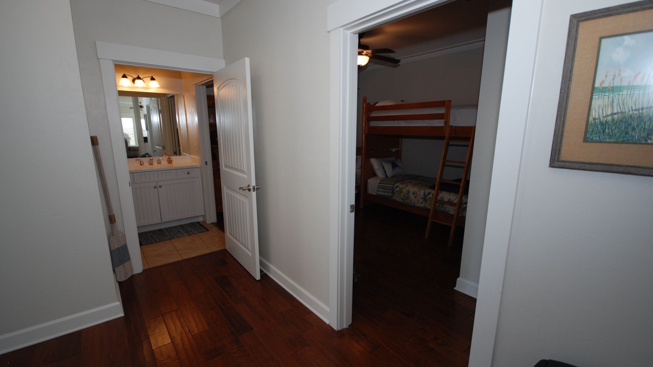 Photo of Bedroom in Steinhatchee