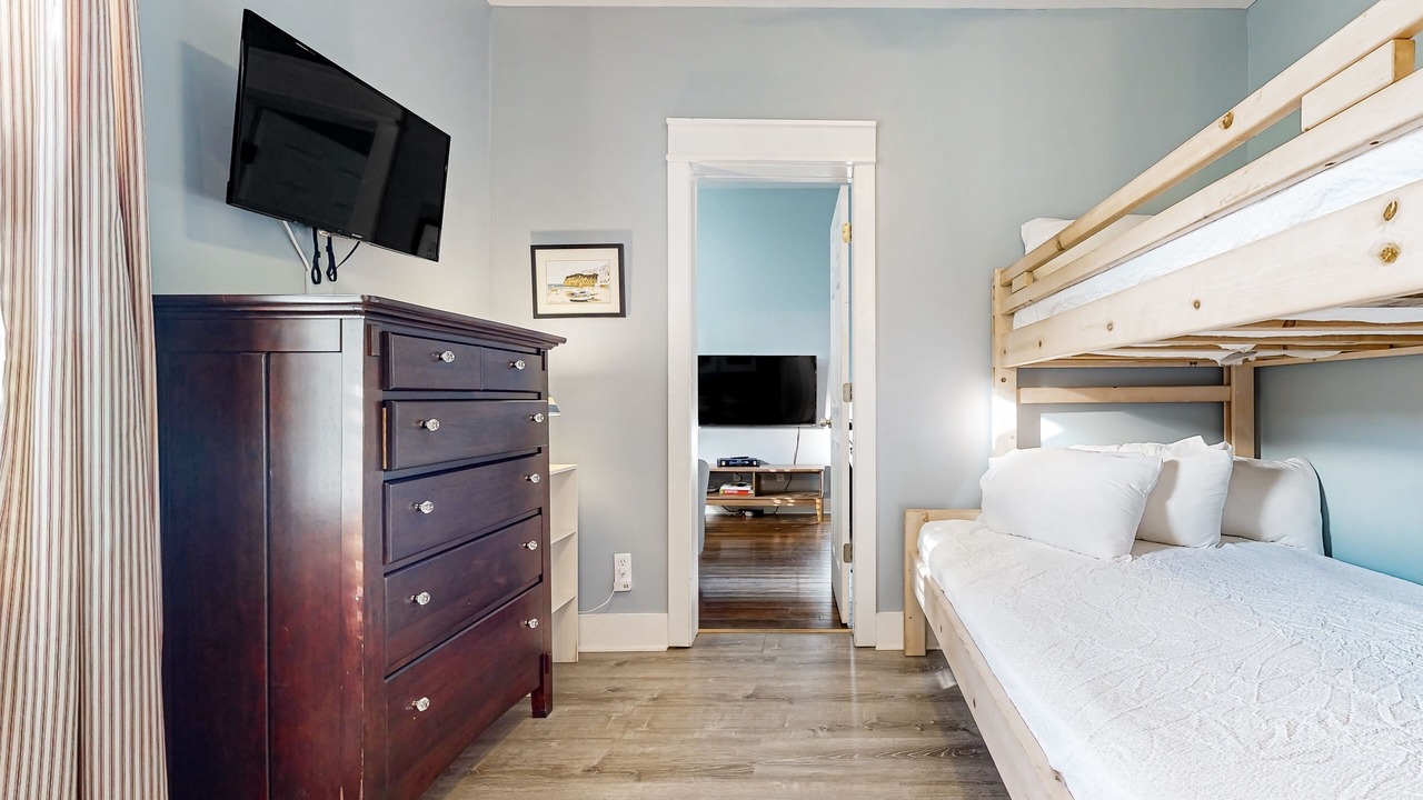 Photo of Bedroom in Village of Sugar Beach