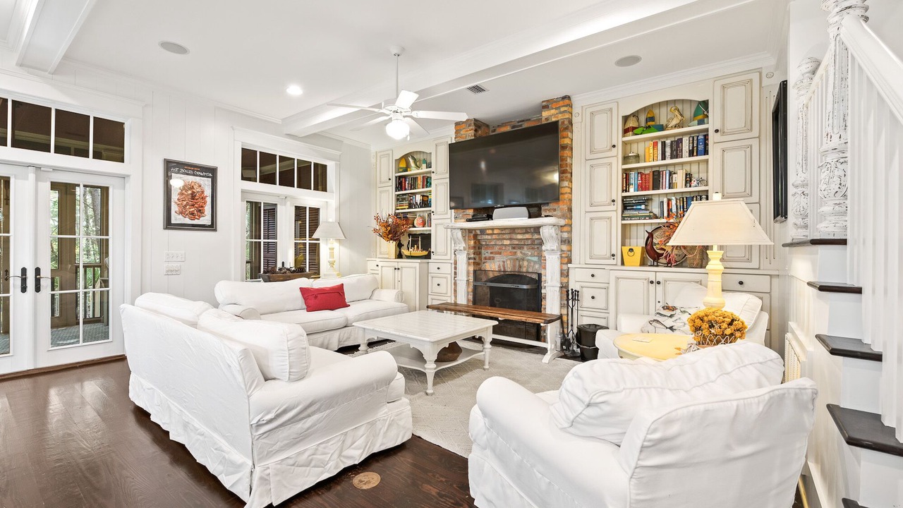 Photo of Livingroom in Cottage District