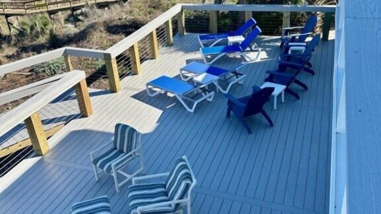 Photo of Patio Balcony in Crescent Beach