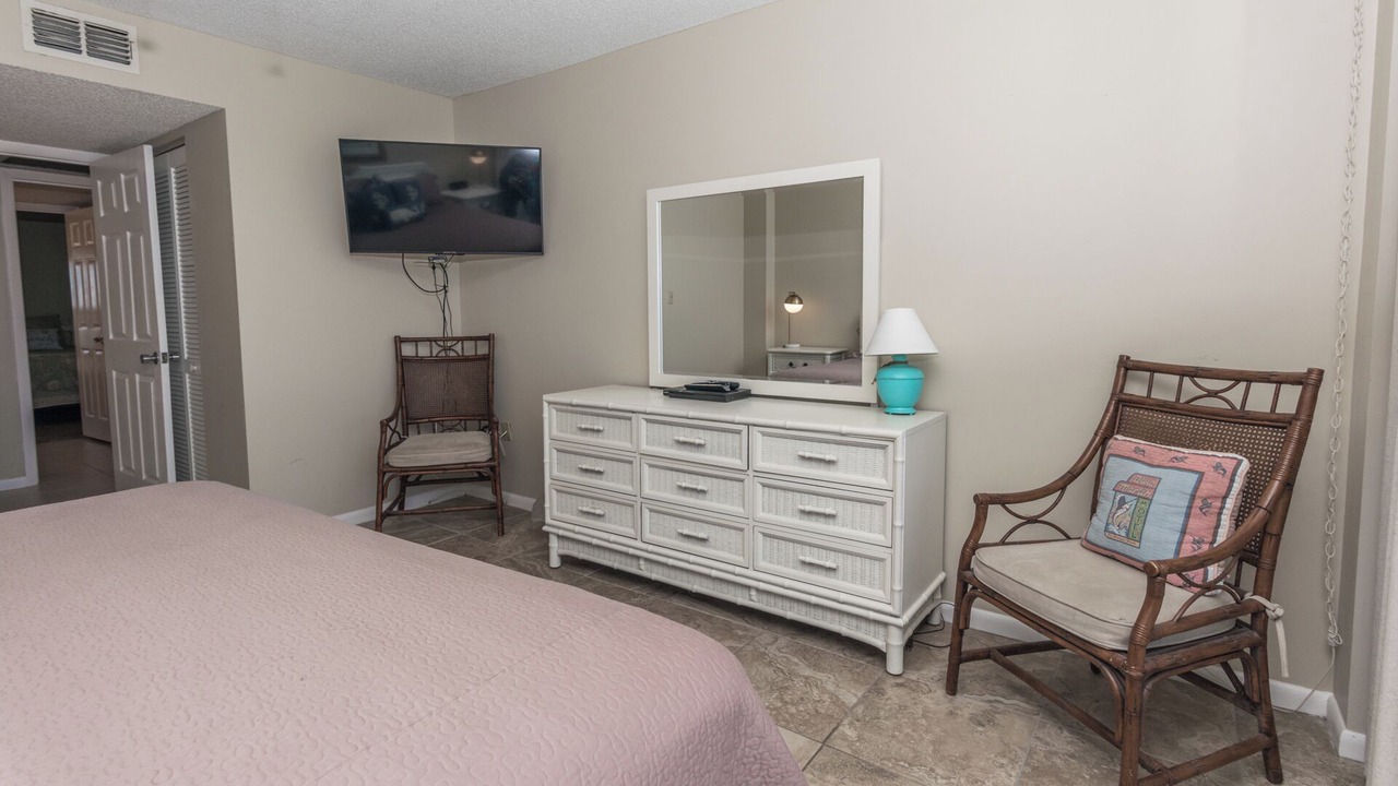 Photo of Bedroom in Gulf Lagoon Beach